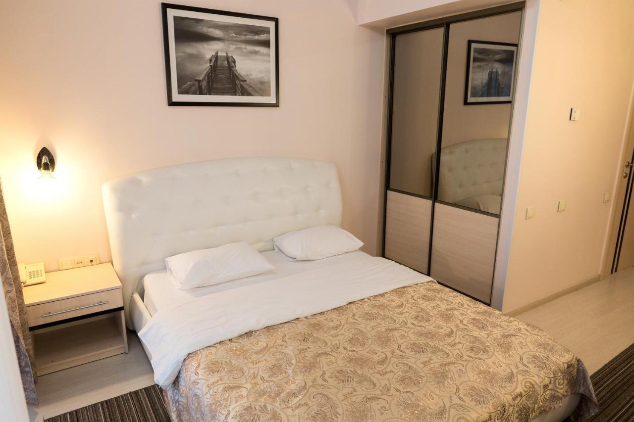 Staybridge Mini-Hotel In Most City Panoramic River View Dnjepropetovsk Buitenkant foto