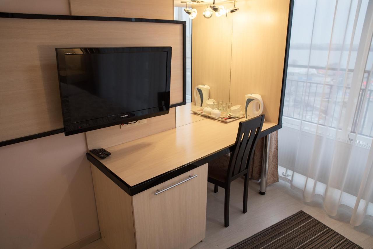 Staybridge Mini-Hotel In Most City Panoramic River View Dnjepropetovsk Buitenkant foto